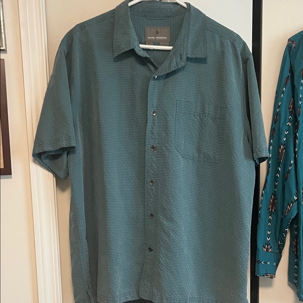 Royal Robbins Teal-Green Short Sleeve Button Down Shirt